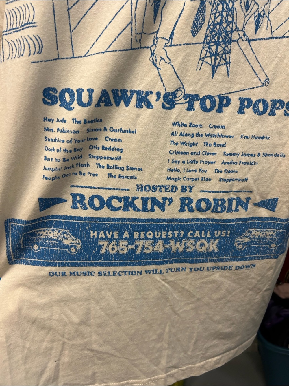 Stranger things Target 🎯 rekease WSQK SQUAWK unisex Cream Graphic Men's T-Shirt - Picture 8 of 10